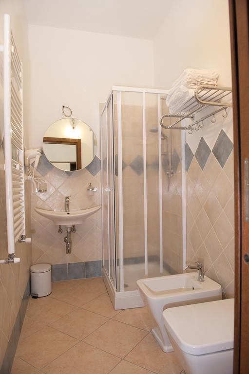 Domo - Guest-House Il Nespolo Fiorito Bed & Breakfast Orosei Exterior photo